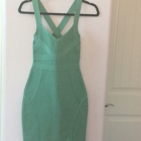 who in Shop | Dresses | Who In Shop Green Bandage Dress | Poshmark who in Shop | Dresses | Who In Shop Green Bandage Dress | Poshmark